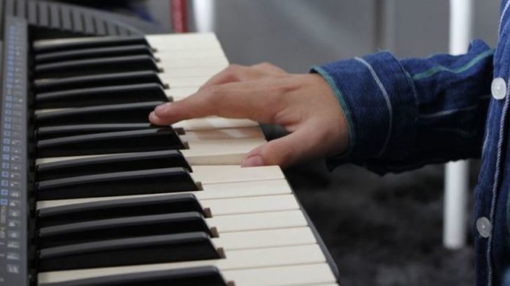 Como tocar piano sozinho – Aprenda como tocar piano sozinho
